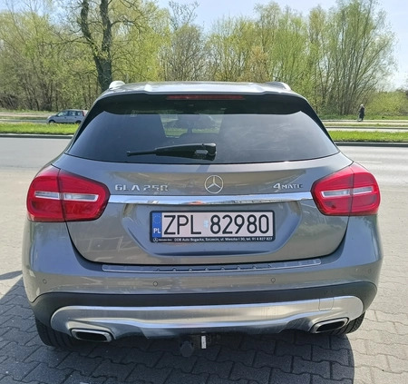 Mercedes-Benz GLA cena 77000 przebieg: 139995, rok produkcji 2014 z Szczecin małe 121